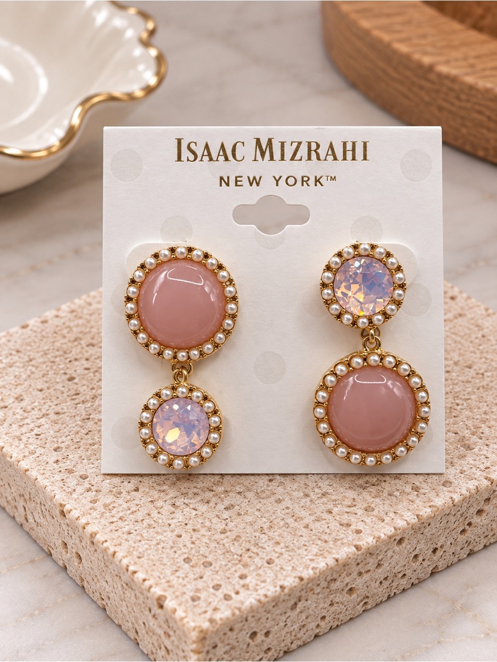 6/$25 - Isaac Mizrahi Pink & Pearl Drop Earrings (PRS 777/3)